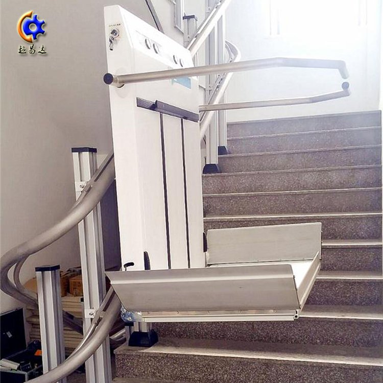 <b>遼寧斜掛輪椅式升降平臺(tái)安裝完畢</b>