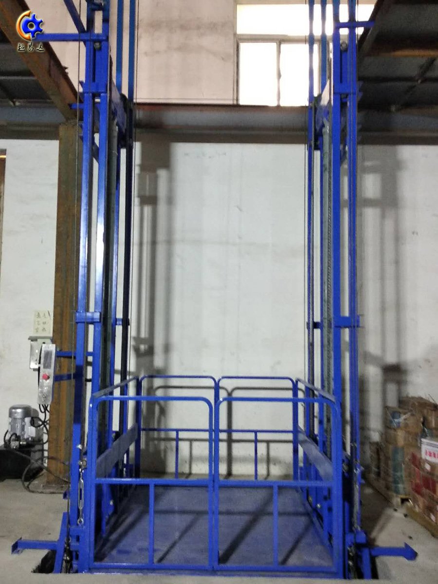 導(dǎo)軌鏈條式升降貨梯 導(dǎo)軌鏈條式升降貨梯