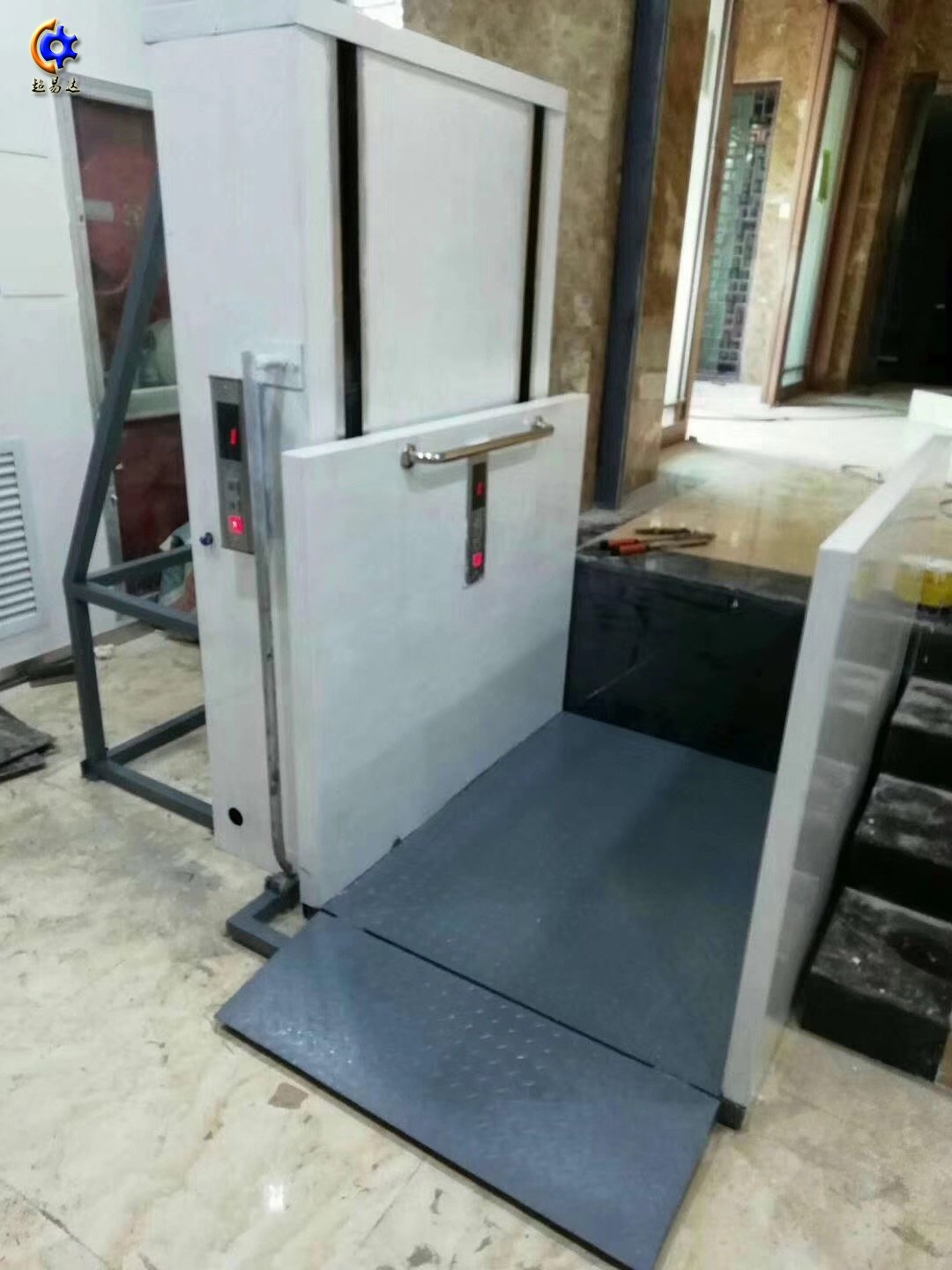 垂直無障礙升降機(jī)