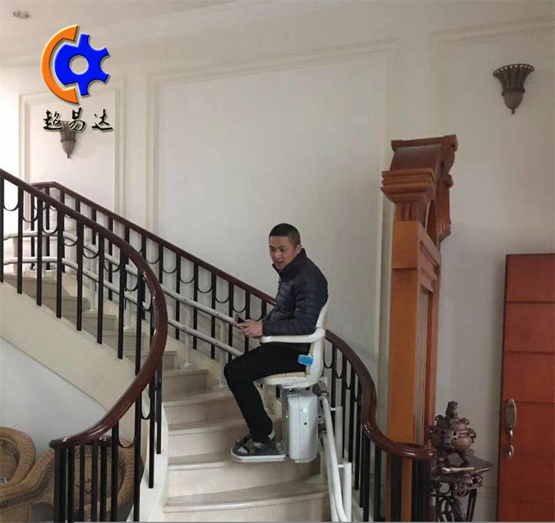 無障礙座椅電梯