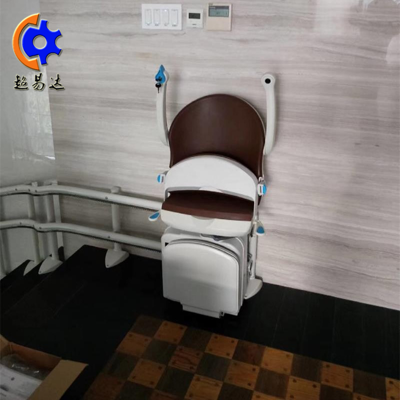 斜掛別墅座椅電梯