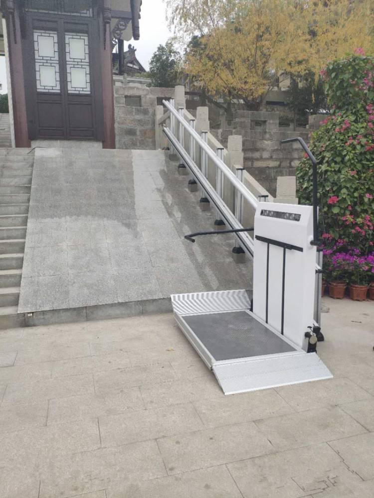 殘疾人無(wú)障礙升降平臺(tái)